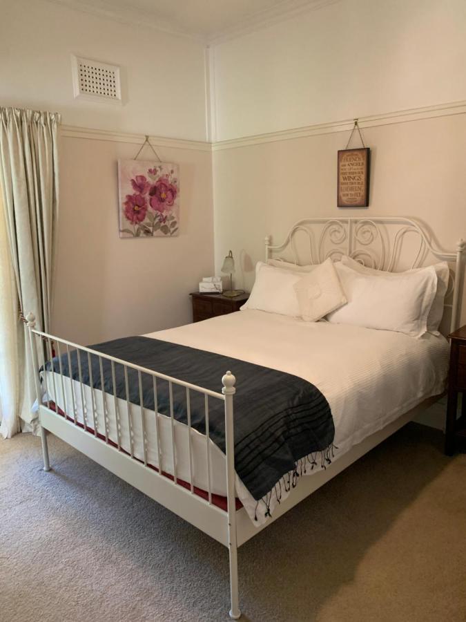 Gooseberry Hill ローズブリッジ ハウス ベッド アンド ブレックファースト アダルト リトリート Bed & Breakfast エクステリア 写真
