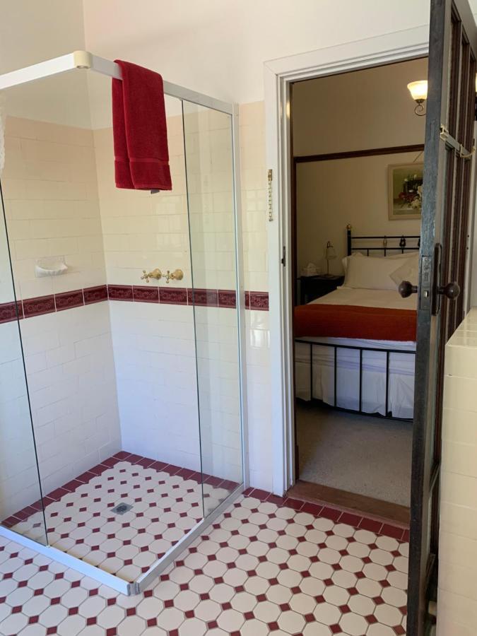 Gooseberry Hill ローズブリッジ ハウス ベッド アンド ブレックファースト アダルト リトリート Bed & Breakfast エクステリア 写真