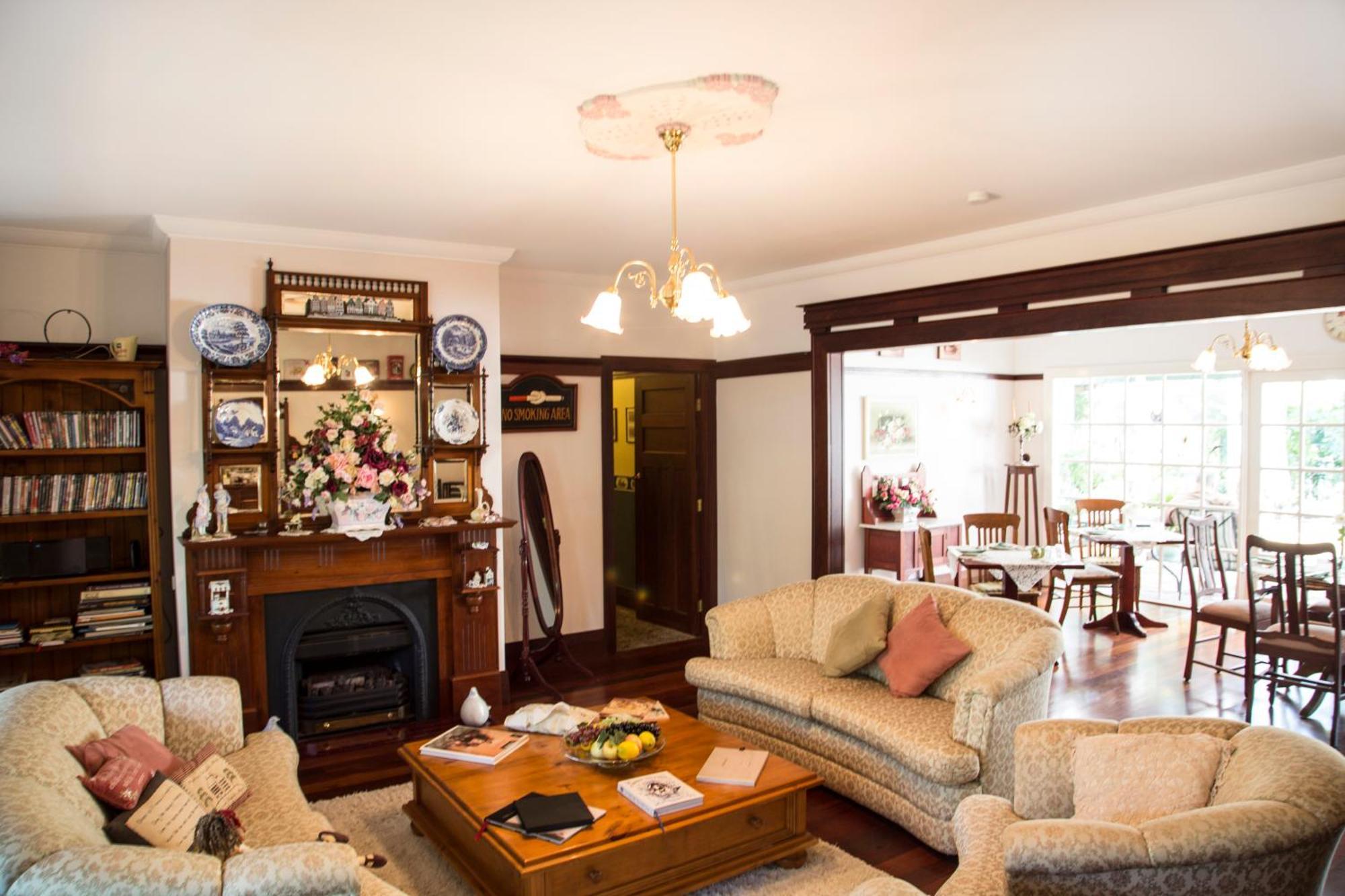 Gooseberry Hill ローズブリッジ ハウス ベッド アンド ブレックファースト アダルト リトリート Bed & Breakfast エクステリア 写真