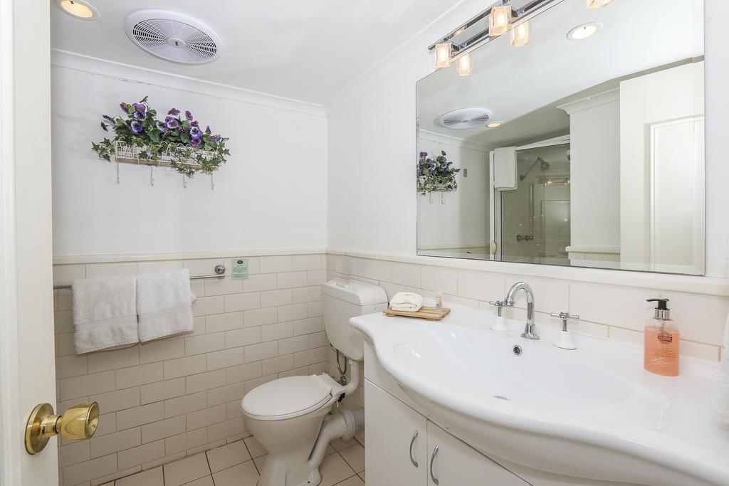 Gooseberry Hill ローズブリッジ ハウス ベッド アンド ブレックファースト アダルト リトリート Bed & Breakfast エクステリア 写真