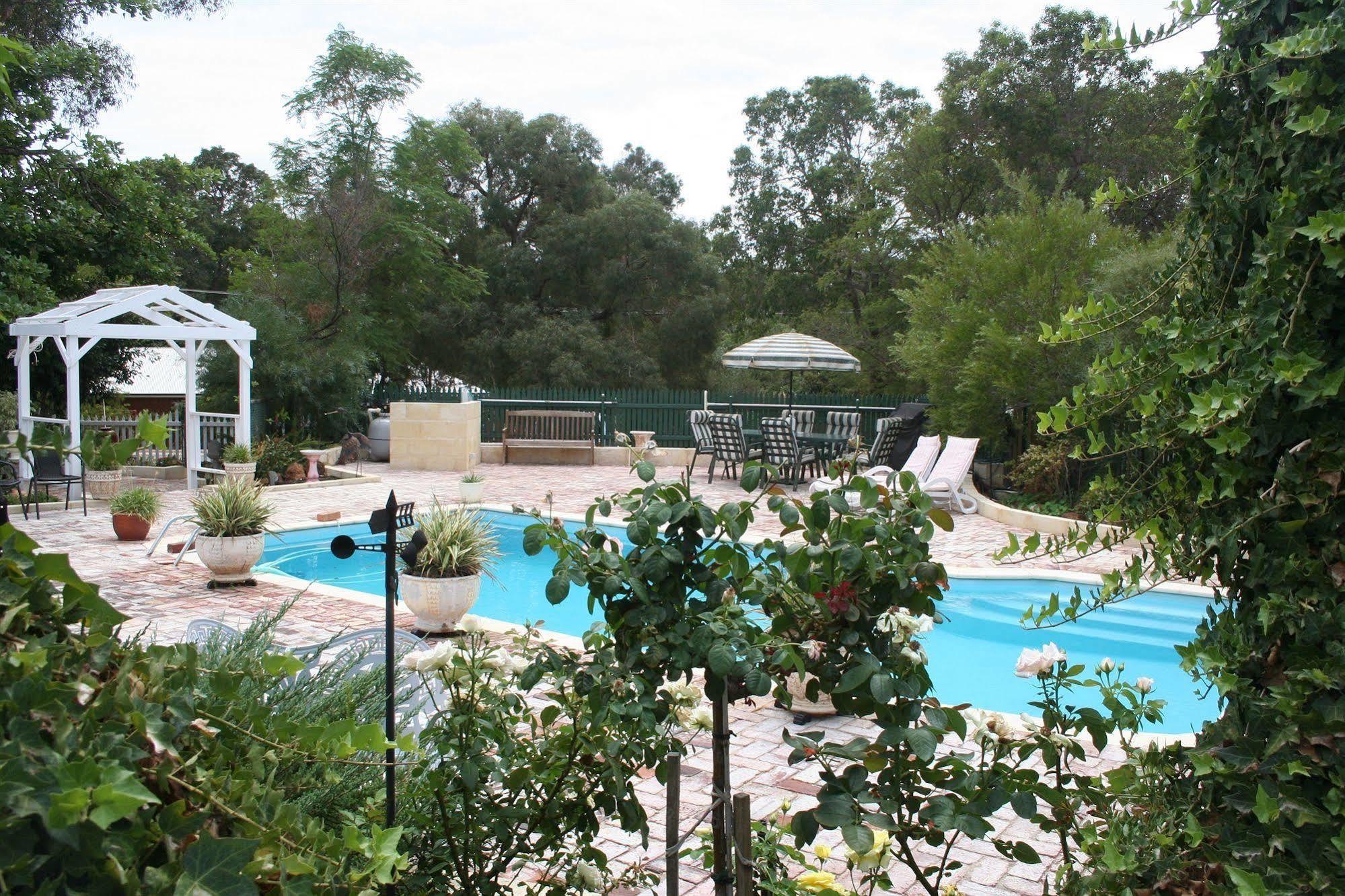 Gooseberry Hill ローズブリッジ ハウス ベッド アンド ブレックファースト アダルト リトリート Bed & Breakfast エクステリア 写真